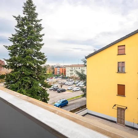 Guesthost - Elegant And Sweet * Parma