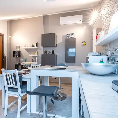 Elegant And Sweet Appartamento Parma