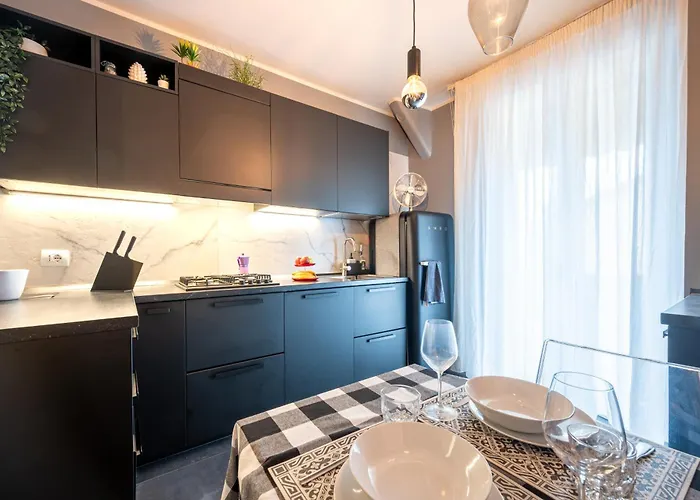 Apartment Guesthost - Elegant And Sweet Parma