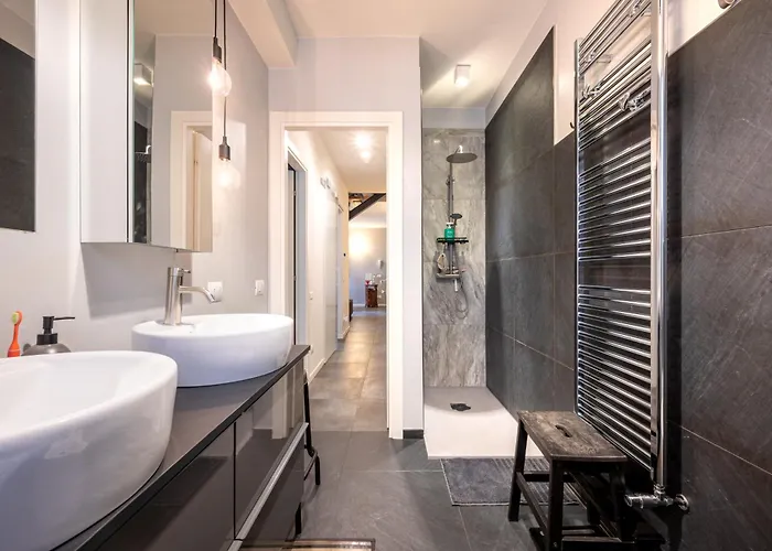 Apartment Guesthost - Elegant And Sweet Parma