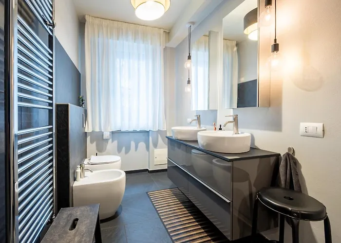 Guesthost - Elegant And Sweet * Parma