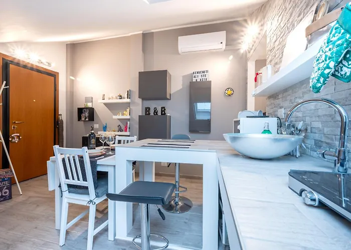 Guesthost - Elegant And Sweet Apartment Parma