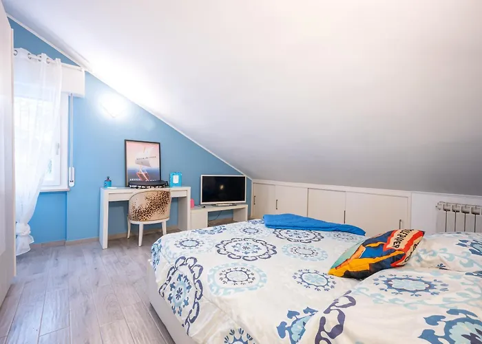 Apartment Guesthost - Elegant And Sweet